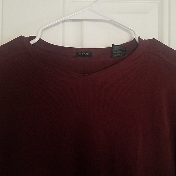 Underarmor shirt - Picture 2 of 2